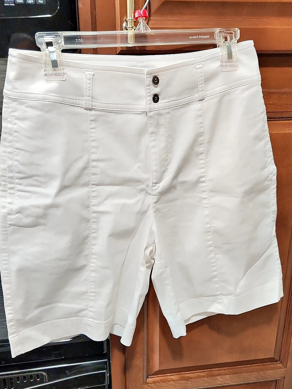 Chico's Design Bermuda Shorts White Size 8
